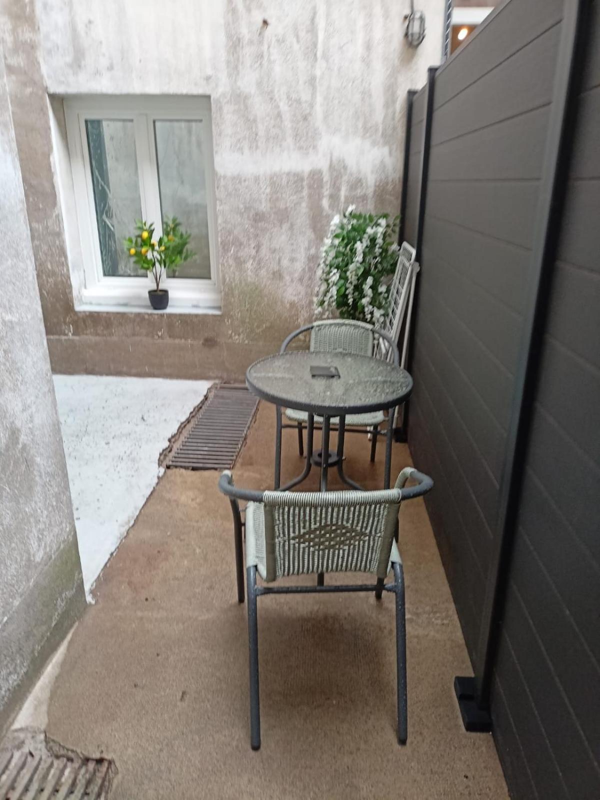 La Terrasse Zen Dacher - Superbe Appartement 30 M2 Tout Equipe Avec Terrasse Coeur Vichy Proche Gare Thermes Cures Kültér fotó